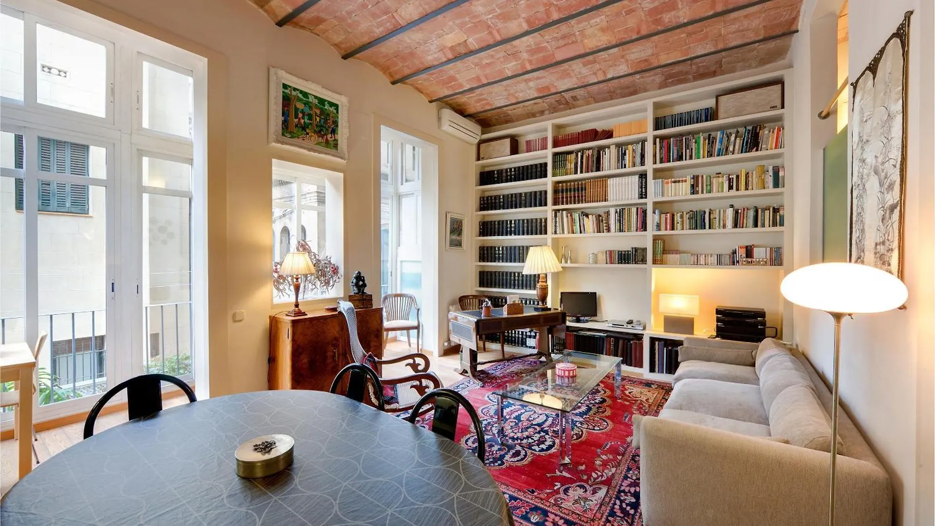 Habitat Apartments La Boheme Барселона